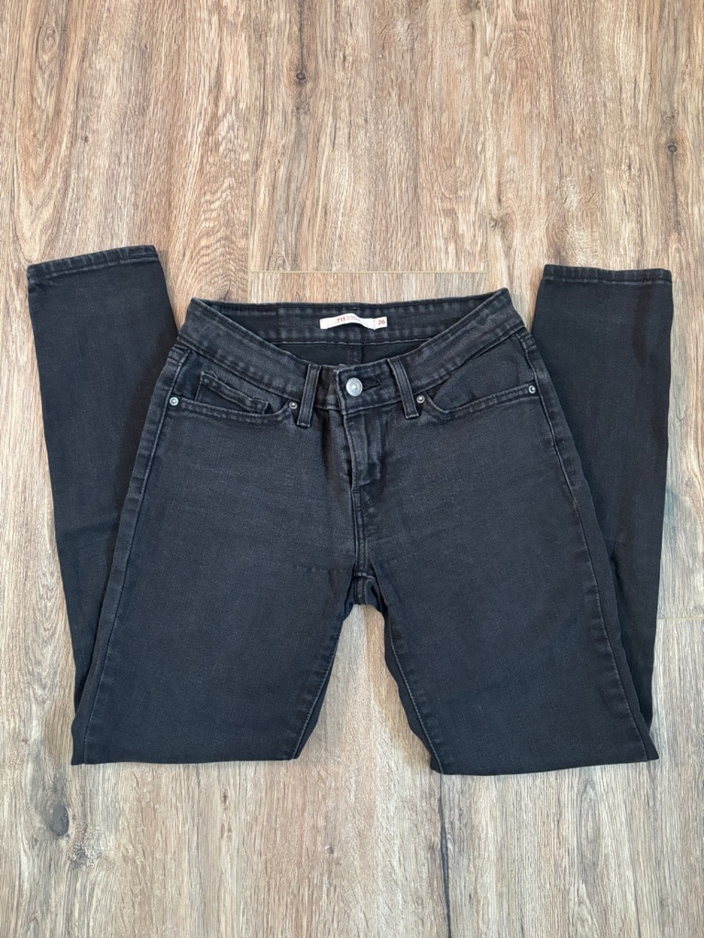 Levi's 711 Skinny Jeans